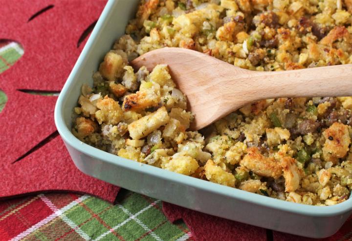 Cornbread Dressing With Sausage